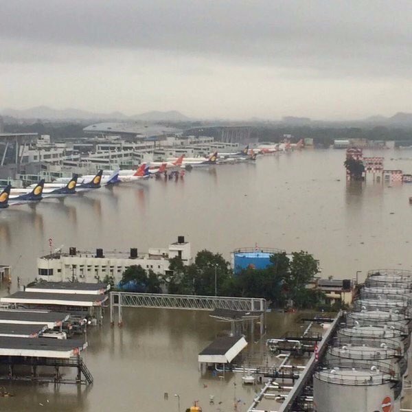 CVOoEFqUsAEYai3.jpg:large