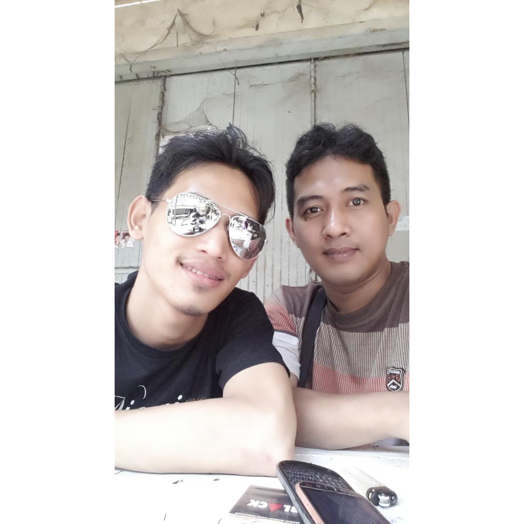 armanlayoo tweet picture