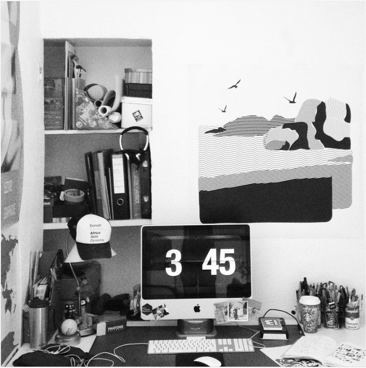 PicMeStore's tweet image. Artists! Turn your work into a peel-and-stick wall mural or scoop this one by @Poney_M_studio !!
#diy #art #decor