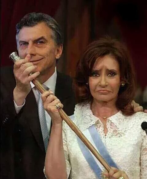 FelicindaCluney's tweet photo. #VisionesDelFuturo 
que ya duelen a muchos.
#eyectada https://t.co/QlfhdNLjgy