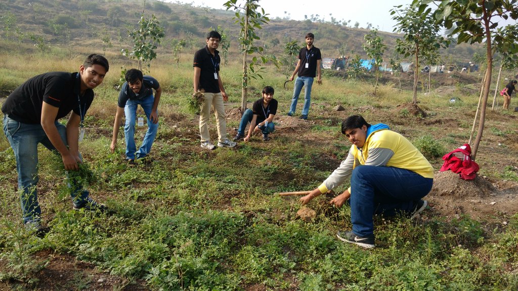 ankeetbansal's tweet image. Here I go with my first tweet! Finally doing something out of the box! #persistentfoundation #technothon #immutables