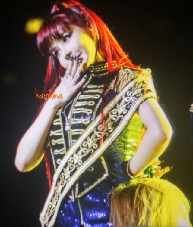 the2ne1hour's tweet photo. [151202] #MAMA2015 - PARK BOM (Credit: haroona) https://t.co/PaARR06zT4