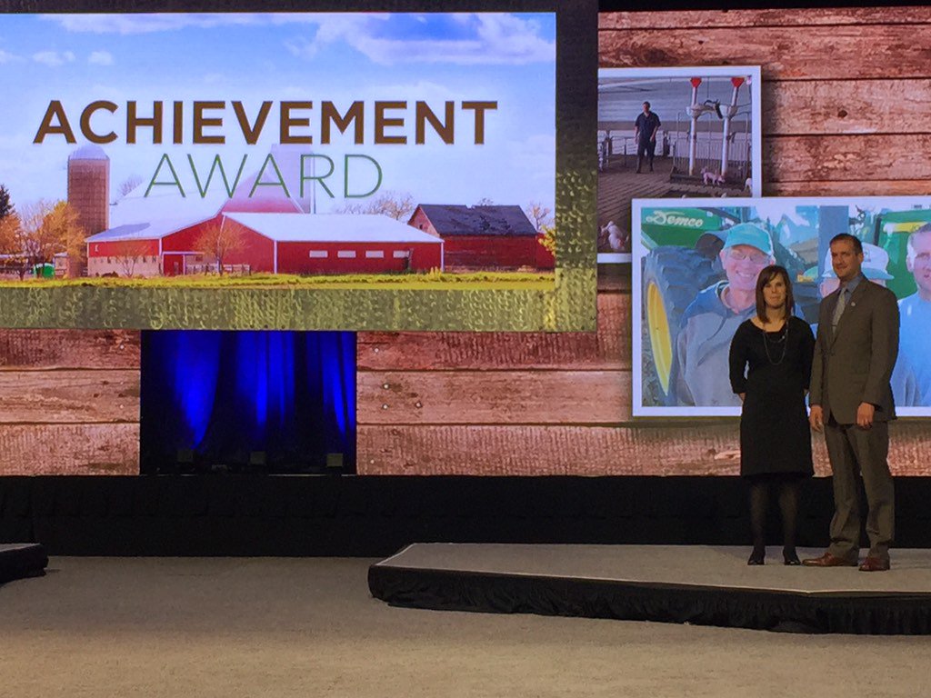 IowaFarmBureau's tweet photo. Congrats to Ben & Janelle Johnson, 2015 Young Farm Achievement Award winners! #ifbf15 https://t.co/IHBqfqygJl