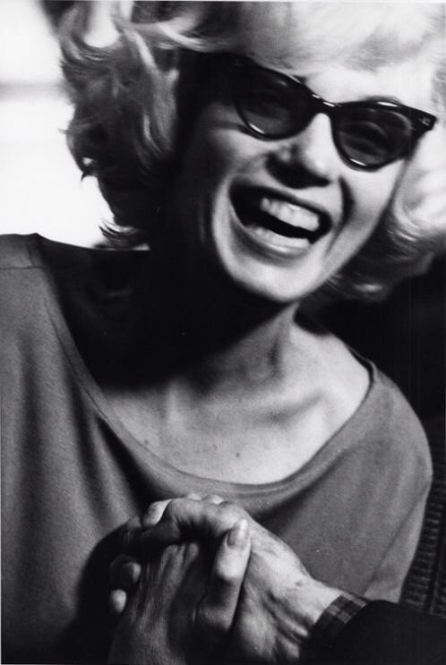 1962_monroe's tweet photo. @MURBABY1 @platnum56 @Marilyn_Quotes1 @HistoryInSnaps @1926NormaJeane @aMarilynFan @christobartley @_its_leelee_ 💟💟 https://t.co/fFzOkHTobv
