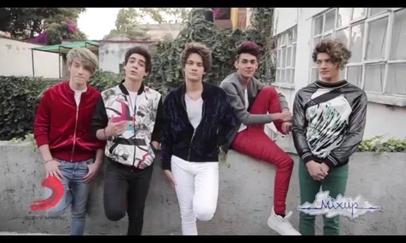 AcaVillalpando's tweet photo. ♥♥♥ @somosCD9 ♥♥♥ https://t.co/8v75GJOfez