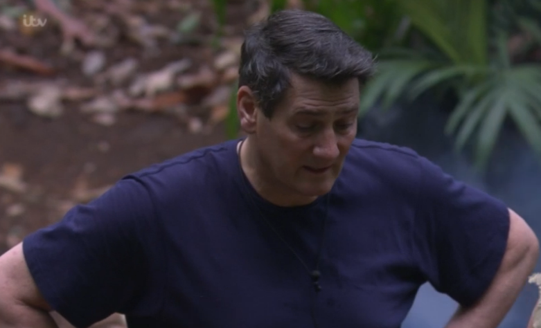 ITV's tweet photo. I'm starting to think these two don't like each other!

#PeaHead #ImACeleb @imacelebrity https://t.co/UBH6Mq1h2M