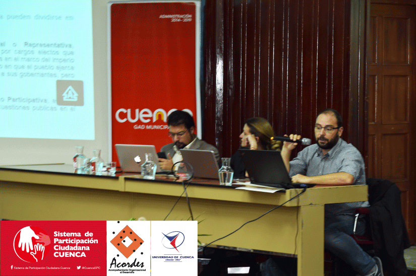 CuencaSPC's tweet photo. #VicenteBarragán habla sobre Plataformas tecnológicas y Democracia digital.

#UdeCuenca #DemocraciasDigitales https://t.co/zQkR7sLLcc