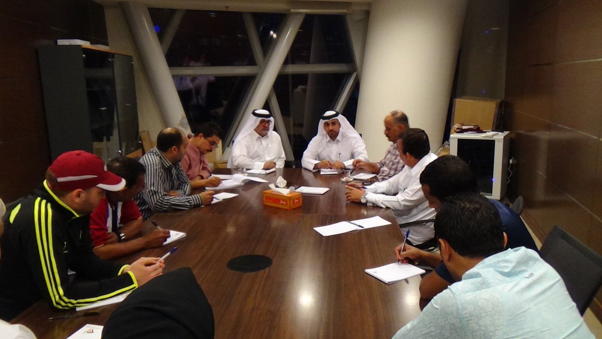 QSSA5's tweet photo. اجتماع بالإتحاد المدرسي لمناقشة بعض المهام والرؤيا للاتحاد 
meeting in #QSSA for discussing Vision and tasks https://t.co/Wc2uPGcH0k