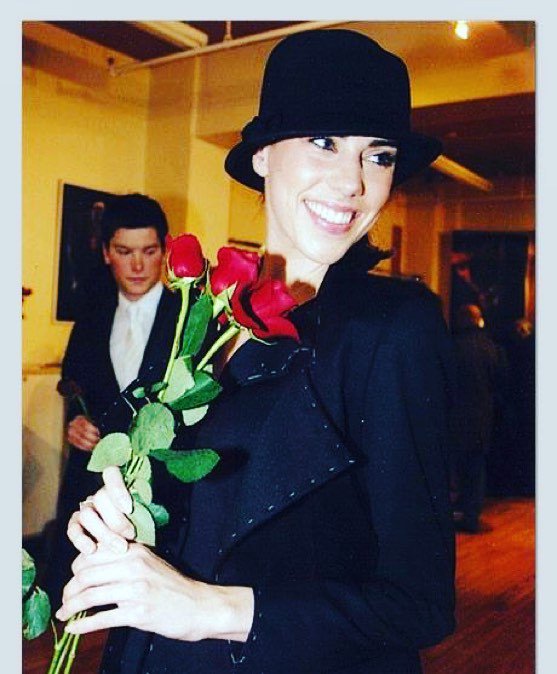 clino_ch's tweet photo. #hpadar #fashionshow #women #beautiful #bespoketailoring #redrose #bloggerfashion #luxury … https://t.co/TiSXYWNnUG https://t.co/v0MELoBVnu