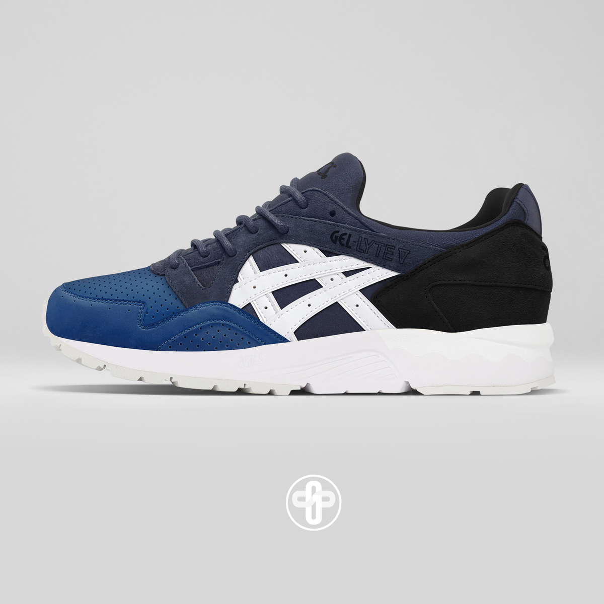 thegoldenshape's tweet photo. @RonnieFieg x Asics Gel Lyte V City Never Sleeps : https://t.co/O5iBik2msj #TheGoldenShape https://t.co/8SmOAg4lc4