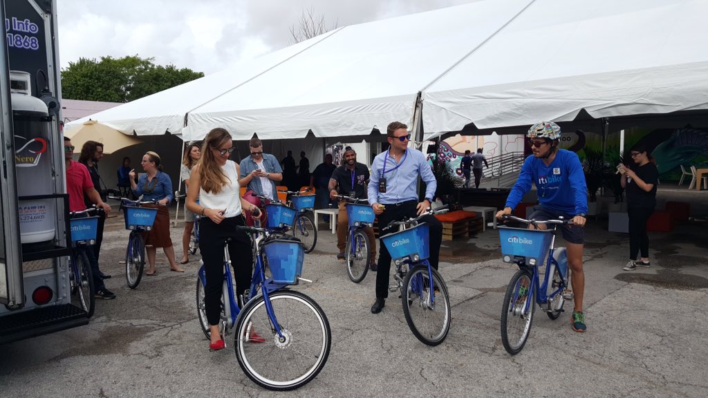 MOTSummit's tweet photo. Our @CitiBikeMiami tours are underway! Starting w/ our very own @Citi officials! #wynwood #simemia2015 https://t.co/JgiauIxMdN