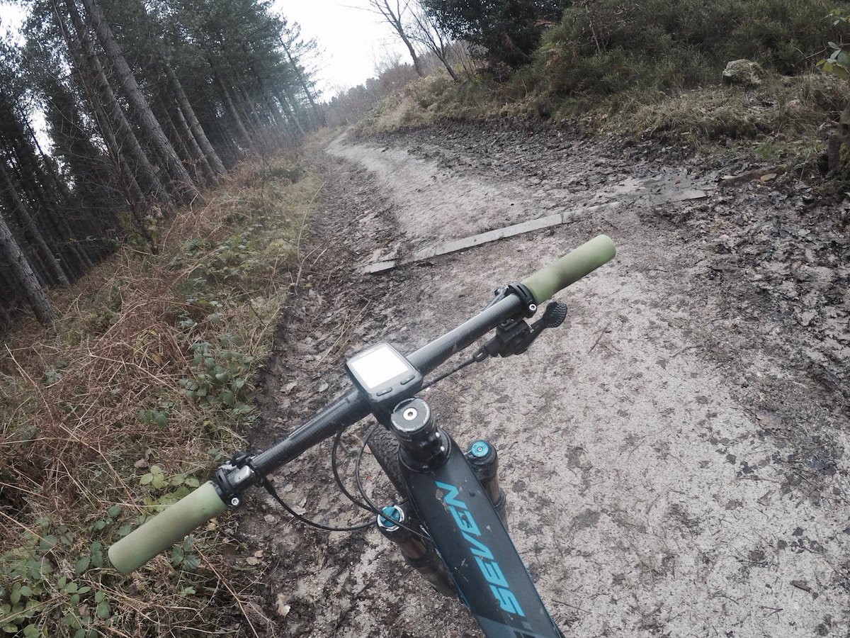 FluidFin's tweet photo. When it's not pouring down, this time of year is quite enjoyable. Where have you ridden today? https://t.co/s0ZGVzNxHm