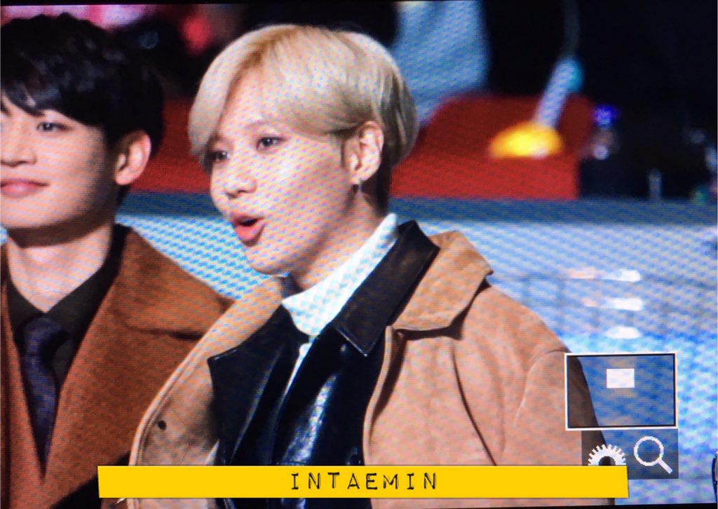intaemin's tweet photo. 151202 이뺙뺙이 따랑해🐤🐥💛 https://t.co/g6LB4pIQ40