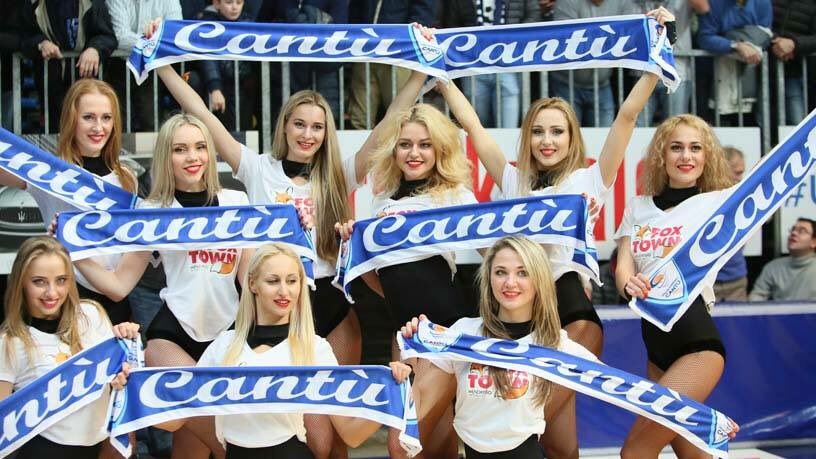 Crazy atmosphere was this days at Pianella Palasport🇮🇹❤️Tnx Cantu for warm welcome #redfoxes #cantu #italy #ukraine