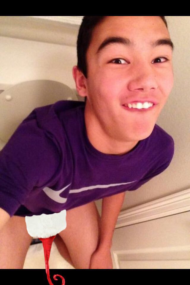 AlexCOGF's tweet photo. 150 RTs and I make this my Avi for the rest of December. https://t.co/mbtMHbLkUx