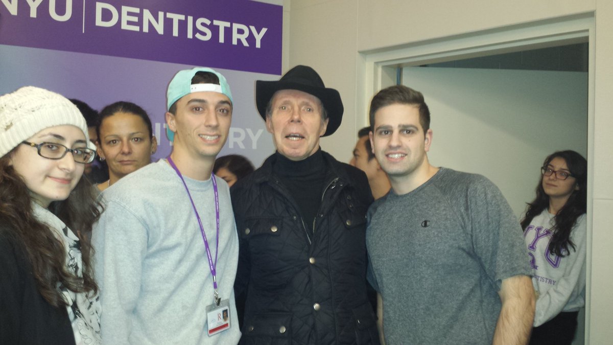 Jimmy_Pete's tweet photo. Gunther von Hagens, inventor of the plastinates, made the trip to NYUCD! #Legend #TooBeast https://t.co/VdNkZbSz6y