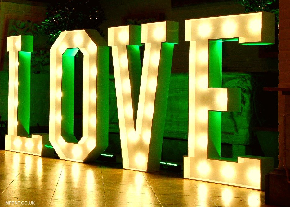 LightLetters's tweet image. Use uplighting behind your #LightUpLetters for an even stronger effect!