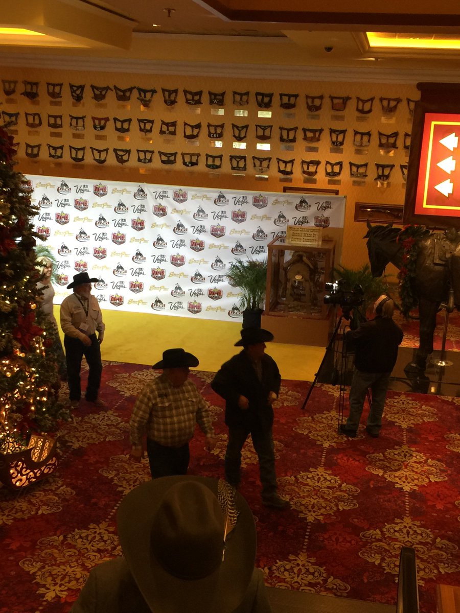 RowellRanchR's tweet photo. Had a great time at the Welcome Reception for the 2015 #WNFR Contestants! #WNFR #NFR #RODEO #PRCA #RoadTo100RRR https://t.co/xgWWyJHPdJ