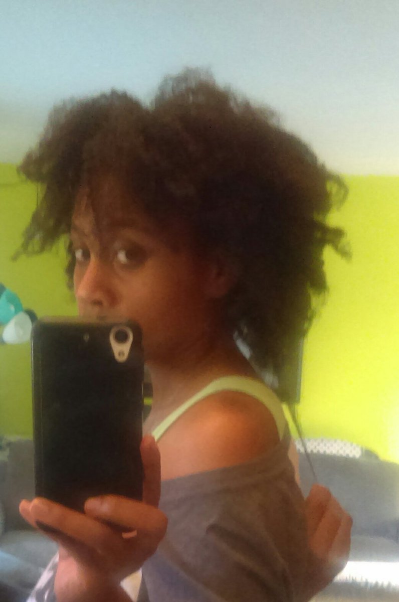 nicolesnaps's tweet photo. Slowly but surely. #naturalhair #naturalhairjourney #curlyhair https://t.co/LAlKPdSuIT