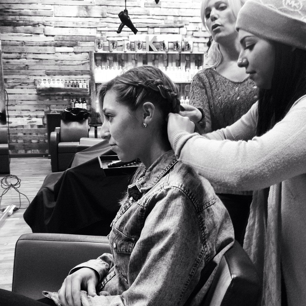 SALONHEADRUSH's tweet photo. @cherylbridalhair showing @hairbyjenniferangel.ny a few new #Updos with #braids. #WeddingWednesday https://t.co/QoNvTk48Ok