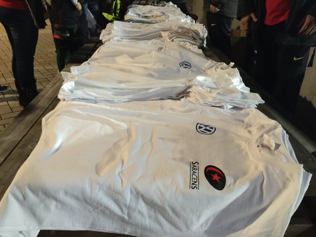 AlanDayGroup's tweet image. And the event begins! Sign in and get your T-Shirts before the queue gets too long!! #IceEvent #Saracens #AlanDay
