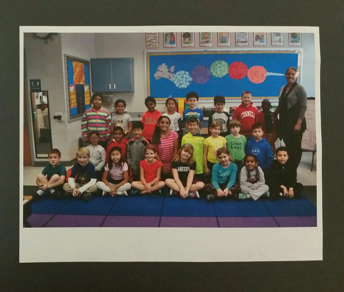 perezartlove's tweet photo. Our packages are on their way to Nicaragua! @MyRedCooper  @APS_ATS @MrsFlyntATS @MrsFullerATS  @MrsSwainATS Thanks! https://t.co/JesdseHxDG