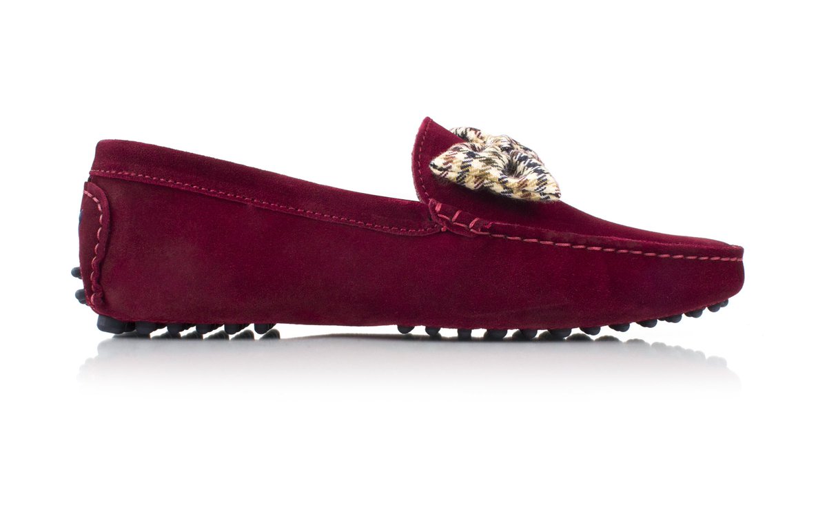 bobbiesmex's tweet photo. Mocasines que te enamorarán a primera vista. Pídelos también  por @TheBoxClubMx #BobbiesMex https://t.co/vxP3ABmBUg