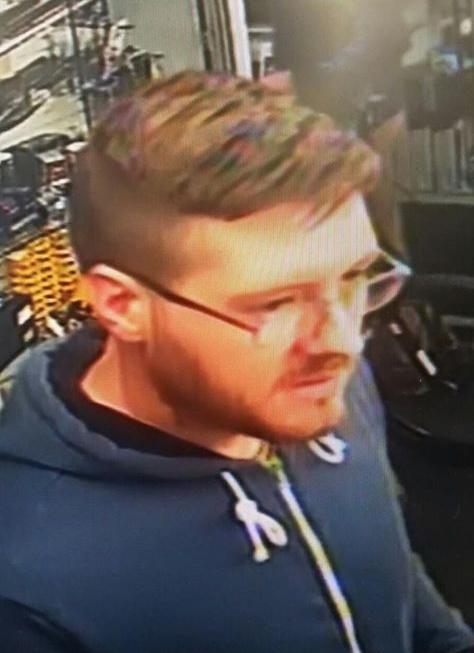 WANTED MAN!
Thief posing as bike shop customer rides off on £4K mountain bike #cycling  road.cc/172374
