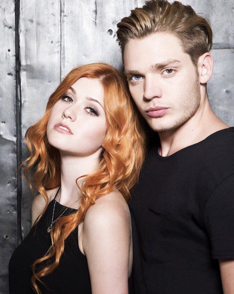 SHuntersSpain's tweet photo. Nuevas fotos promocionales de Kat, Dom y Harry. https://t.co/uYvBlMN2GB