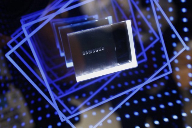 ei_gadget's tweet photo. Cheap Flash Drives, What is the future? - https://t.co/phDXjSRCI6 https://t.co/1xzKkqDJJI