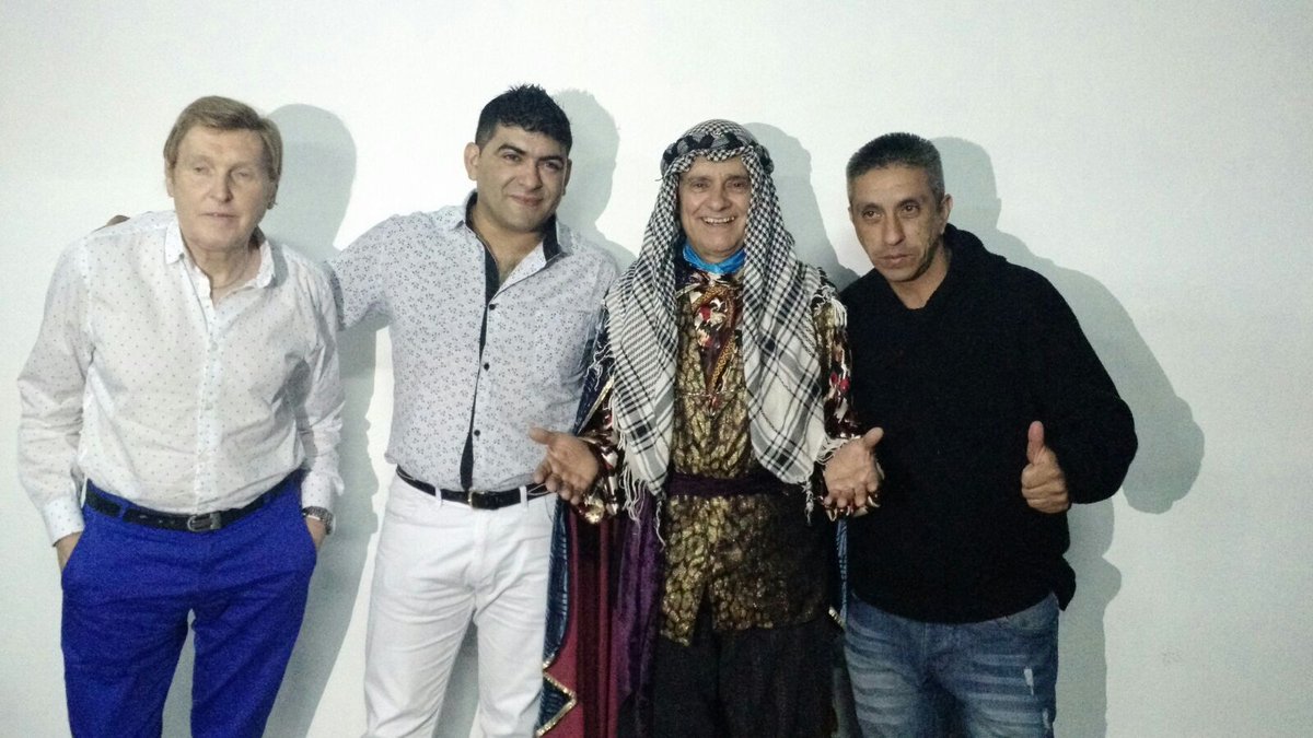 pabloeljeque's tweet photo. Fotito con dos tres grandes !!! https://t.co/BlNIb1J2Gz