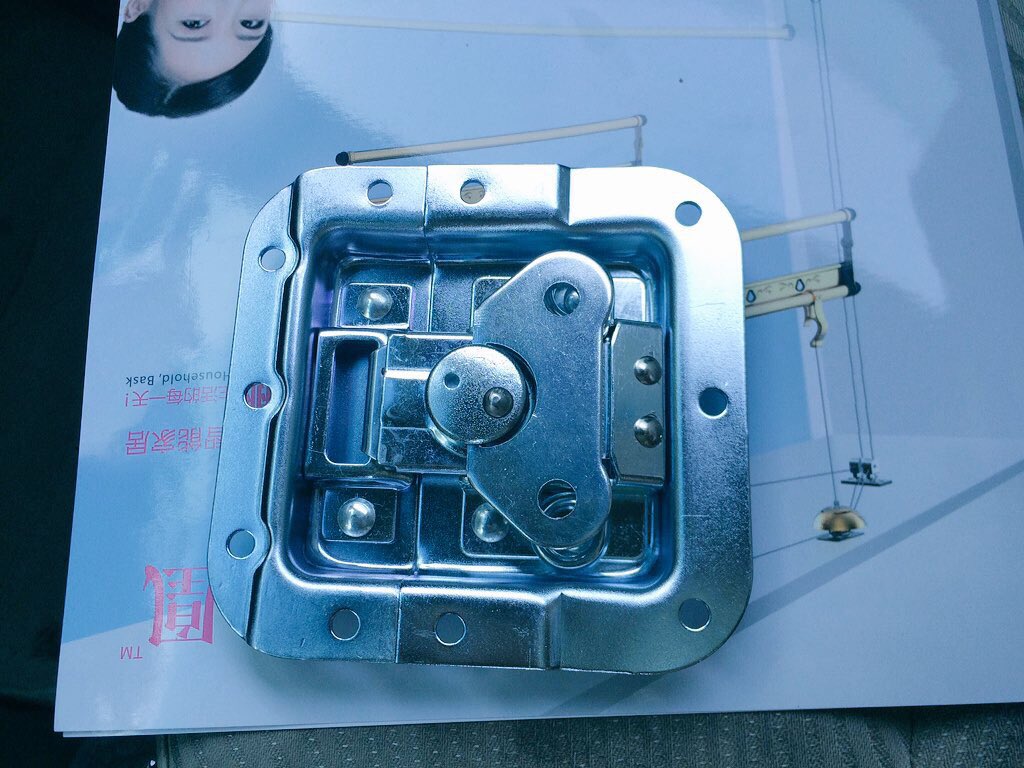 minisewingmach1's tweet image. cheapflightcasehardware.com