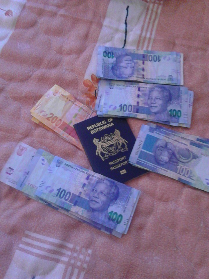 SibsMacd's tweet photo. Gabs Guys Ba Dira Maftown 60s Plans Le Your Girlfriend-: Wena O Nnetse #KeDecemberBoss O Gopotse Banyana Ba Gae: https://t.co/uf8YJsfrNh