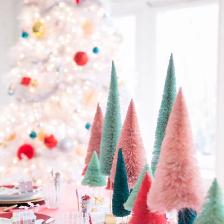 MK_kidswear's tweet photo. Deck the halls! We're starting to feel a little bit festive! #tistheseason https://t.co/cwMnjihpFv https://t.co/JAaNvXTSOq