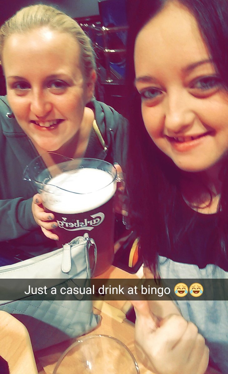 ChristyBradleyx's tweet photo. Just a lil drink at the bingo 😂😂 #pitcherofbeer https://t.co/MXAhaRIV9X