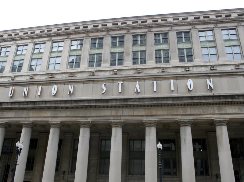 truthinacct's tweet photo. Chicago Union Station big winner in U.S. transportation deal via @CrainsChicago | @GregHinz https://t.co/g8YeW7fUlG https://t.co/xpGnuddti2