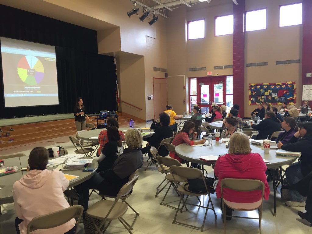 annewill314's tweet image. 4th grade math learning new technology for the classroom #mathplc @HumbleElemMath