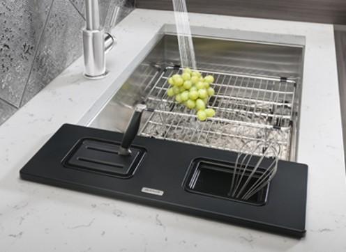 KitchAnn_Style's tweet image. #ModenusTalks Miami sponsor @blancoamerica knows how to make accessories not just functional but fun, too