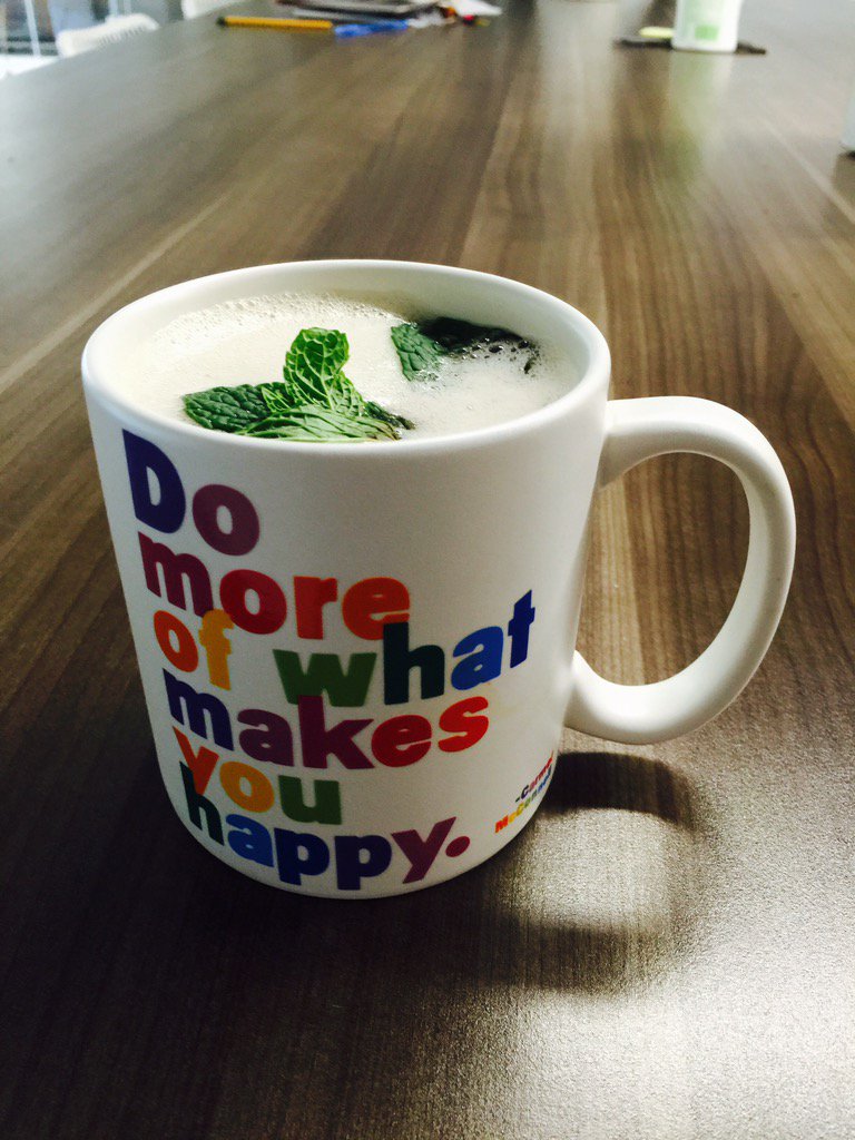 tingelia's tweet photo. #philzcoffee #blackteawithmint https://t.co/vt24aPTDOt