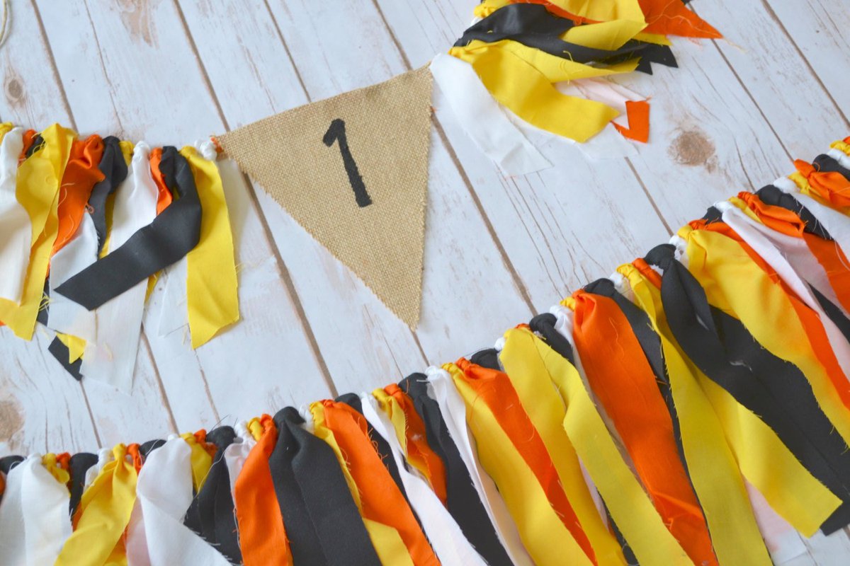 BannersAway's tweet image. construction theme birthday set - 1st birthday set - cake smash set - … etsy.com/listing/231025… #Etsy #BirthdayProps