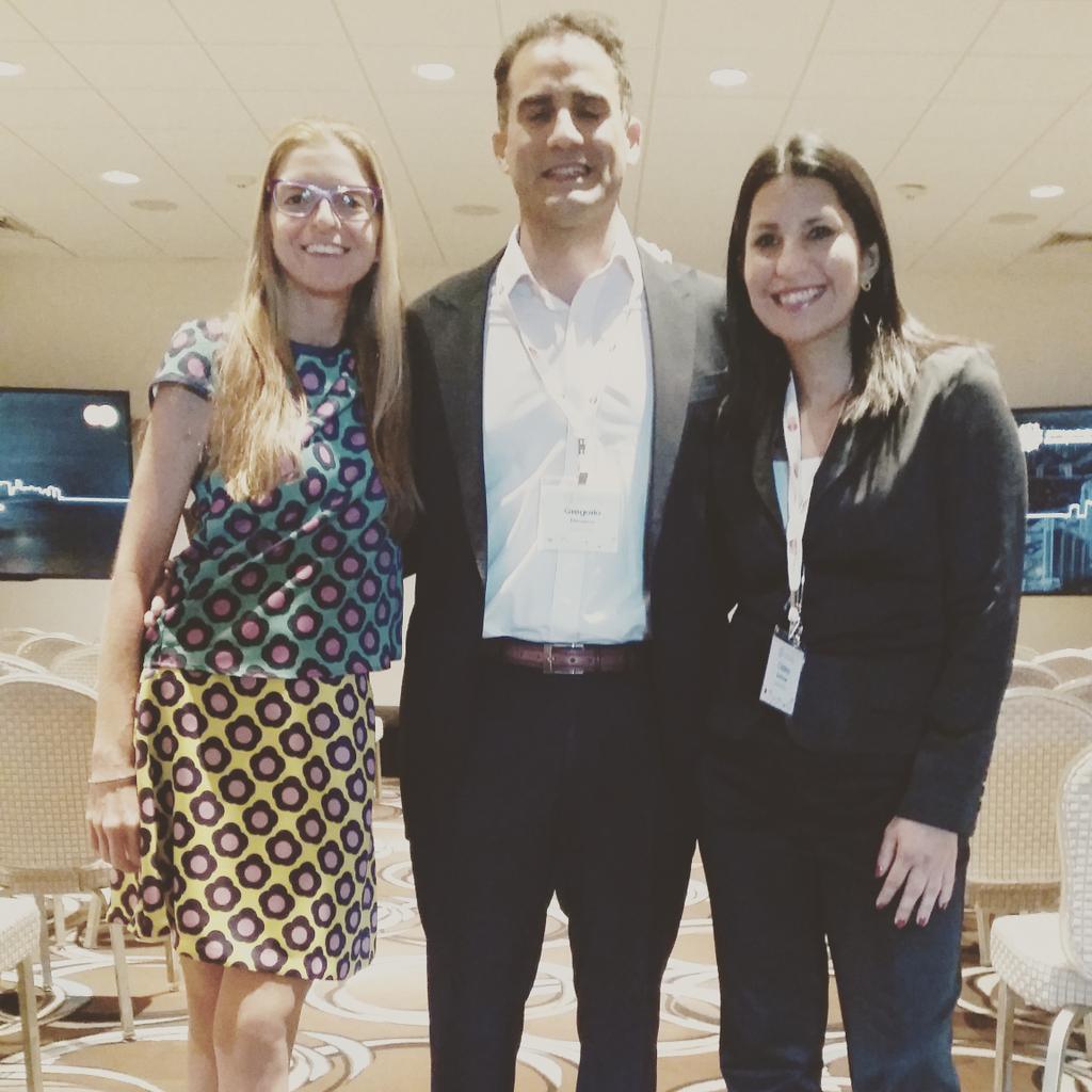 cristinaq's tweet photo. Gracias a estos masters! @SolCozzo @_Gregorio_  Insights a full en Innovation Forum #Mastercard Miami 💓#MAInnovation https://t.co/HgnaaCzrj5