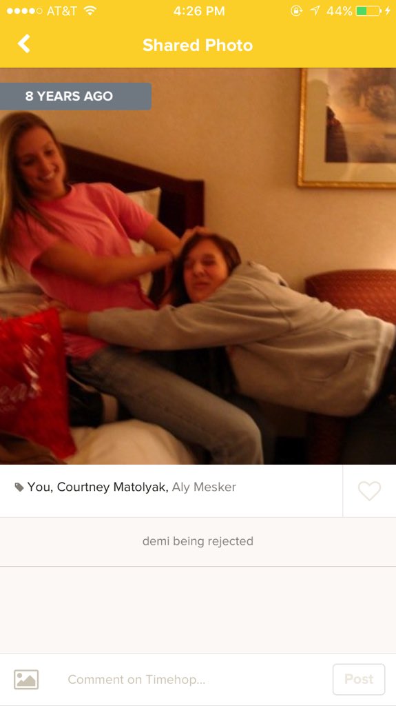 ddddemetria's tweet photo. Good times. 😹  @MissTiddles21 @CourtneyRose23 https://t.co/e7jZnvkoNS