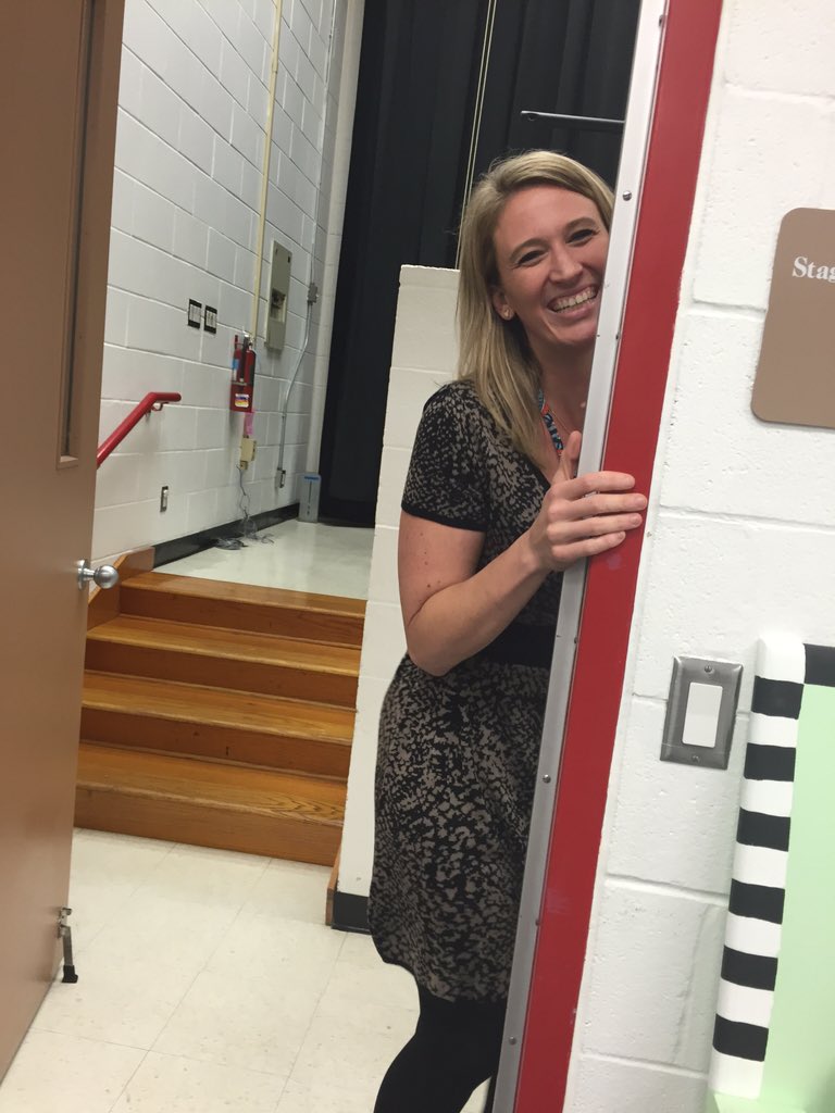 msshortis's tweet image. We had a GREAT and very photogenic presenter at #mathplc @HumbleElemMath