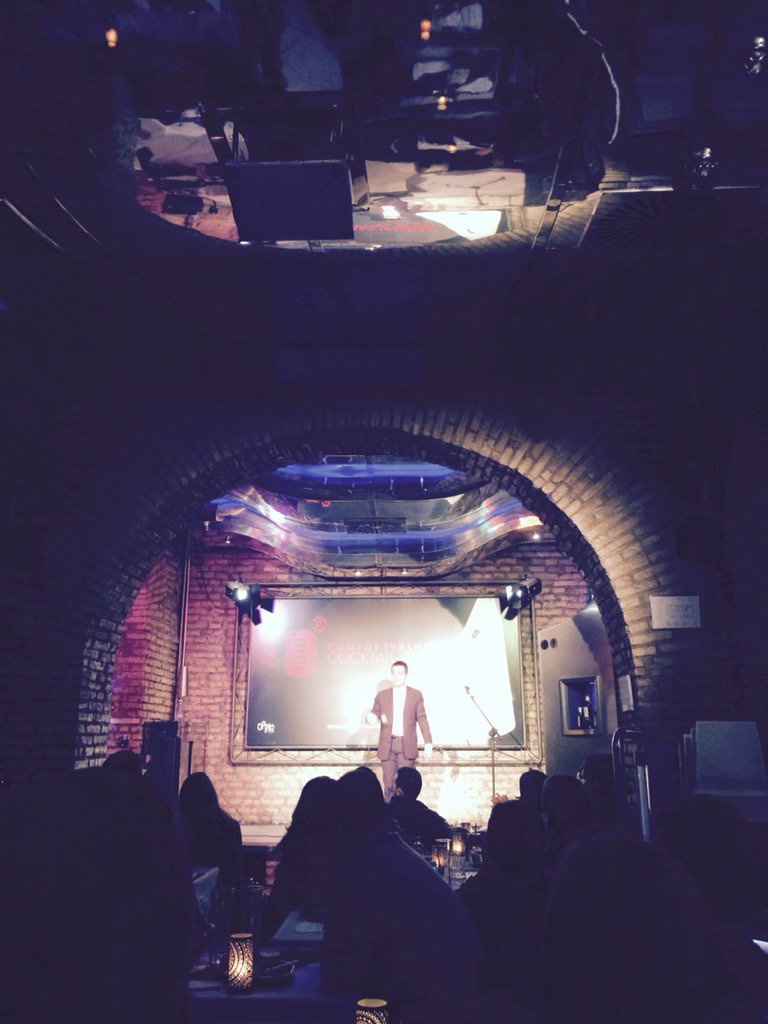 CocktailComedy's tweet photo. @saverioraimondo sarà ancora sul palco dell'Oppio Caffè domani sera per il suo live #CocktailComedy #standup #satira https://t.co/ZWj38aA38f