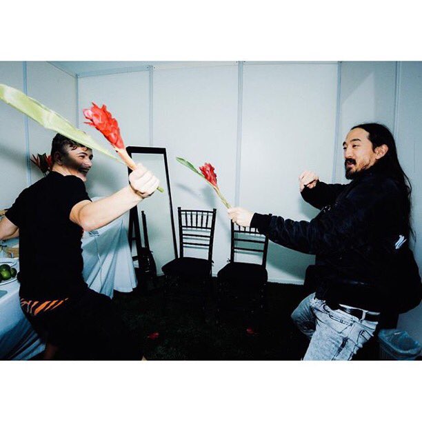 Excited about Star Wars w/ @martingarrix https://t.co/8UkkikLoGi