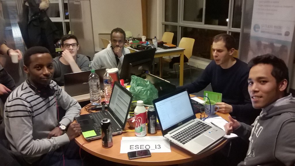 NicolasGUTOWSKI's tweet photo. @green_i3 #gclchallenge ici ça tourne à la pom'poted chacun son truc :D https://t.co/lXiMVrvi9J