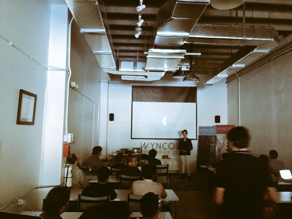 wyncode's tweet photo. Packed room to learn about #VirtualReality from @boo_aguilar of FLAGCX in São Paulo @Sime_MIA @thelabmiami https://t.co/BPRUqyc7P1
