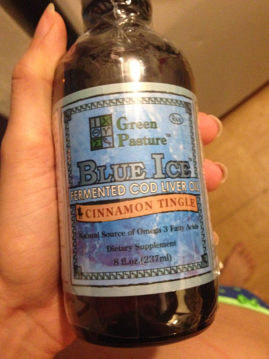 ChezzaLuna's tweet photo. Been taking this for only 11 days and I have no bloating !! So awesome, it tastes pretty weird though. #FCLO https://t.co/OtfInoiskH