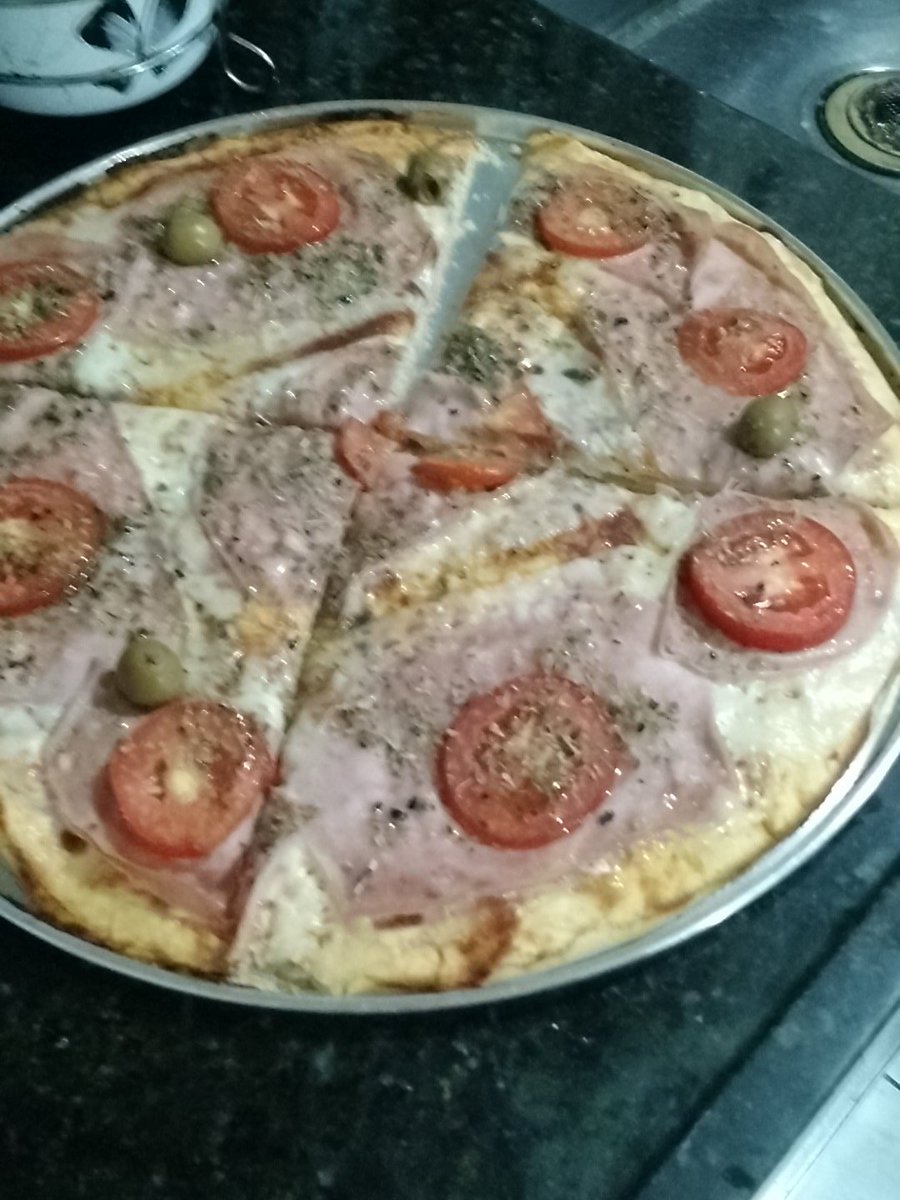 Gjr_90's tweet photo. Bora jantar! :P (y) https://t.co/0zeqUu8PgS