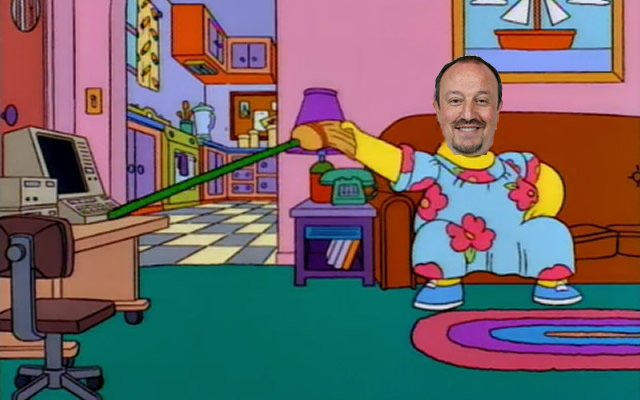 Llourinho's tweet image. Benítez haciendo la alineación contra el Cádiz.